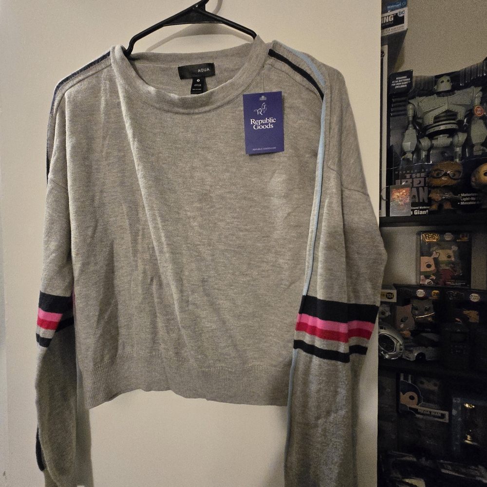Gray Cropped Sweater with Pink and Black Stripes